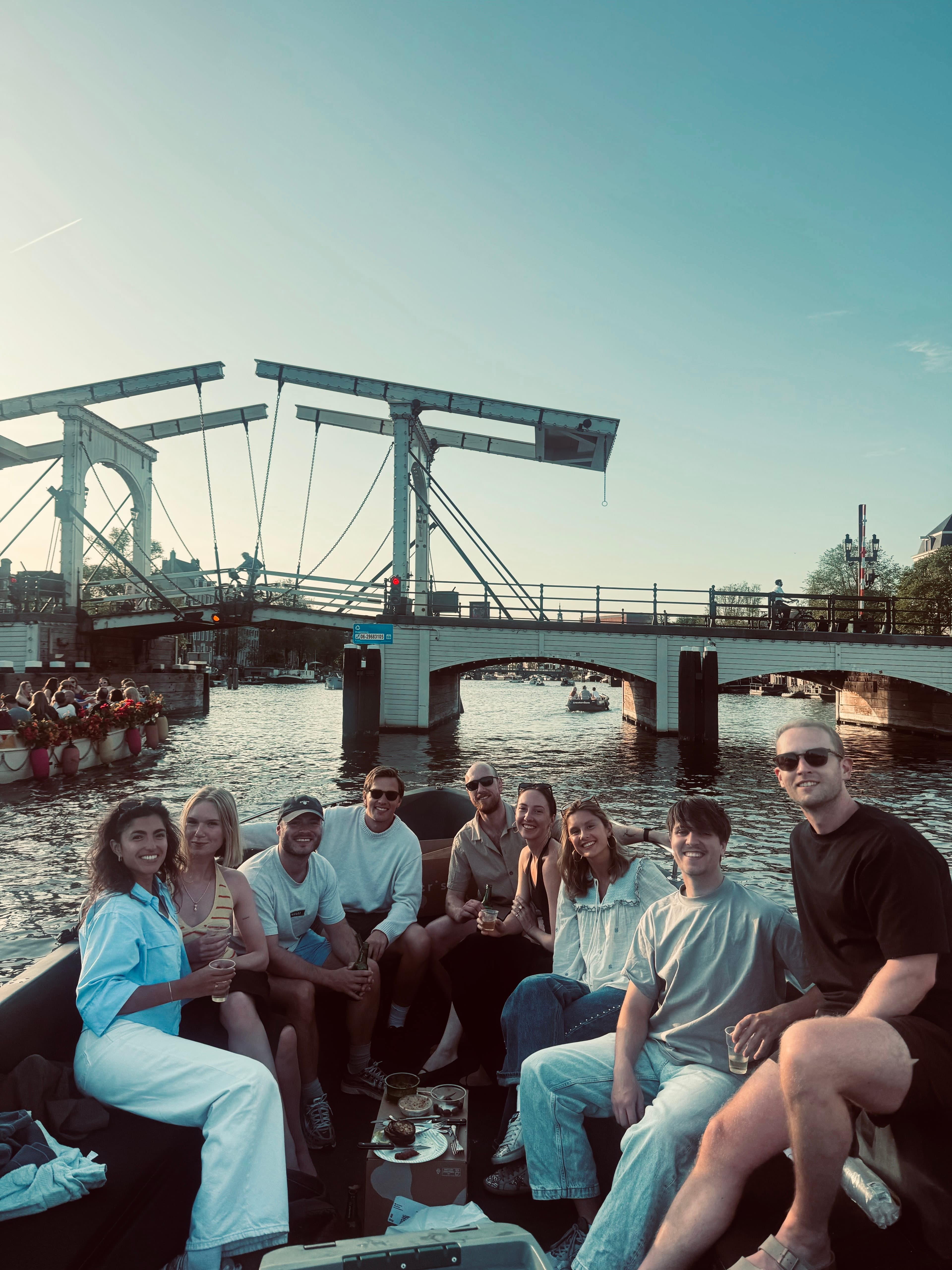 TNG team tijdens een teamuitje